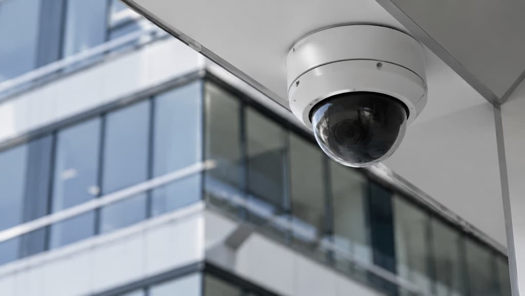 Monitoring wizyjny CCTV dla firm i domów